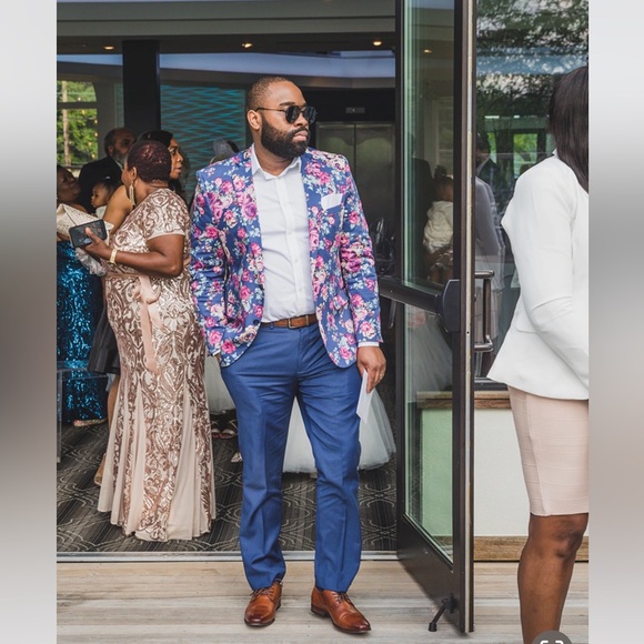 Men’s Floral Blazer - Picture 1 of 5